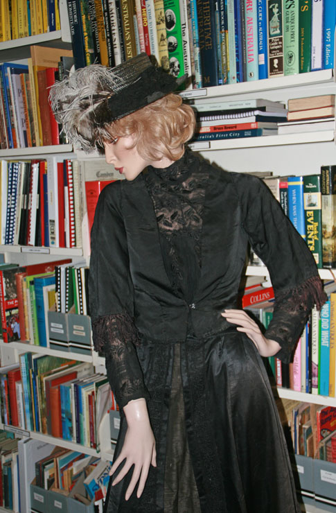 Camden Museum wwwIMG_2561coy-Vic-librarian (1)2017 AMcIntosh