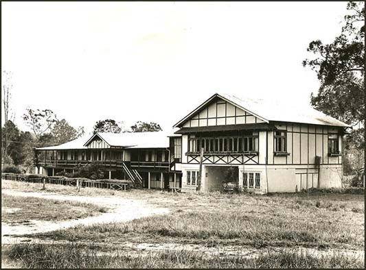 Burragorang V BVHouse 1920s TOHS