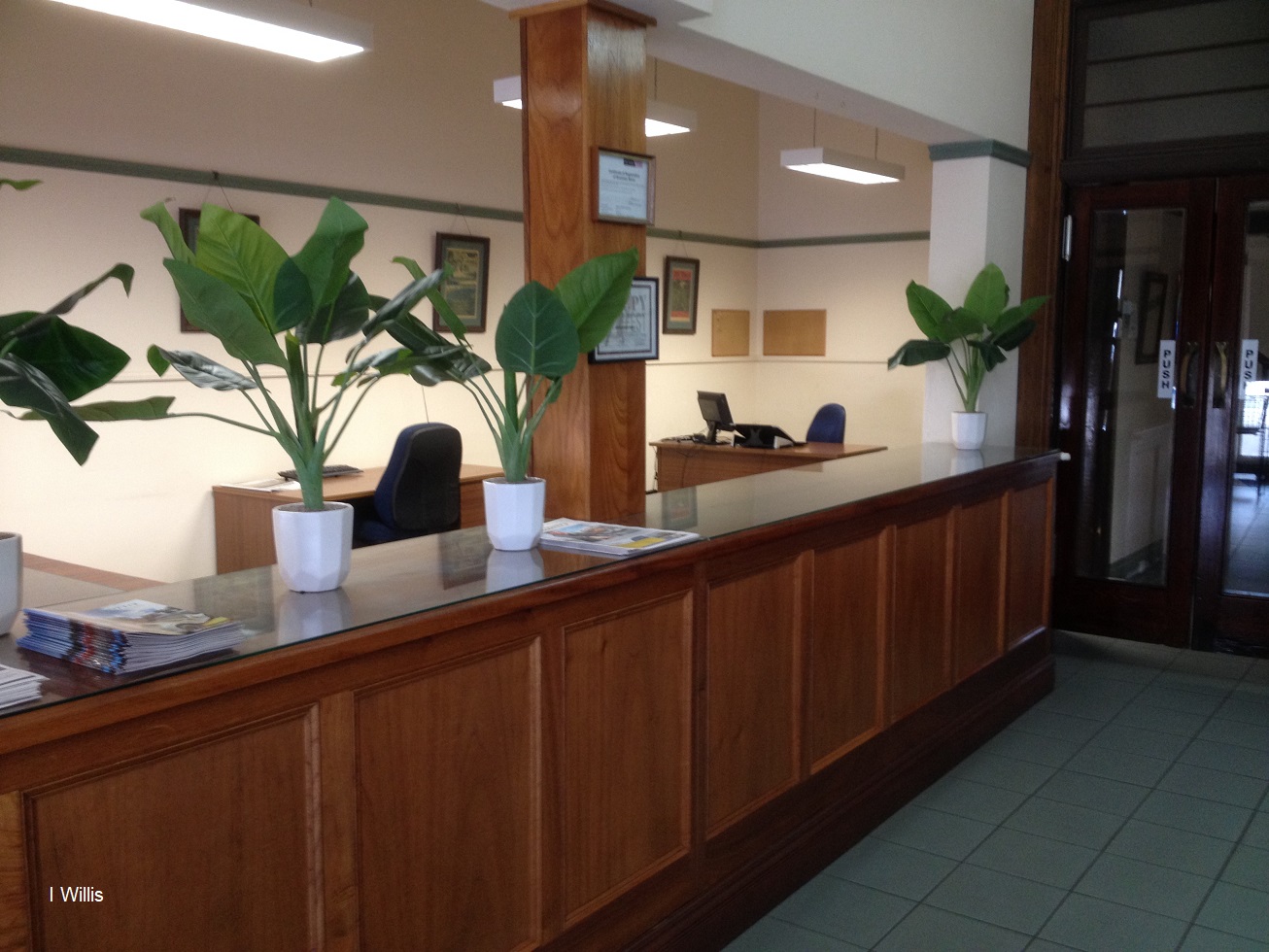 Goulburn Post newspaper Office 1935 shopinterior lowres[3]