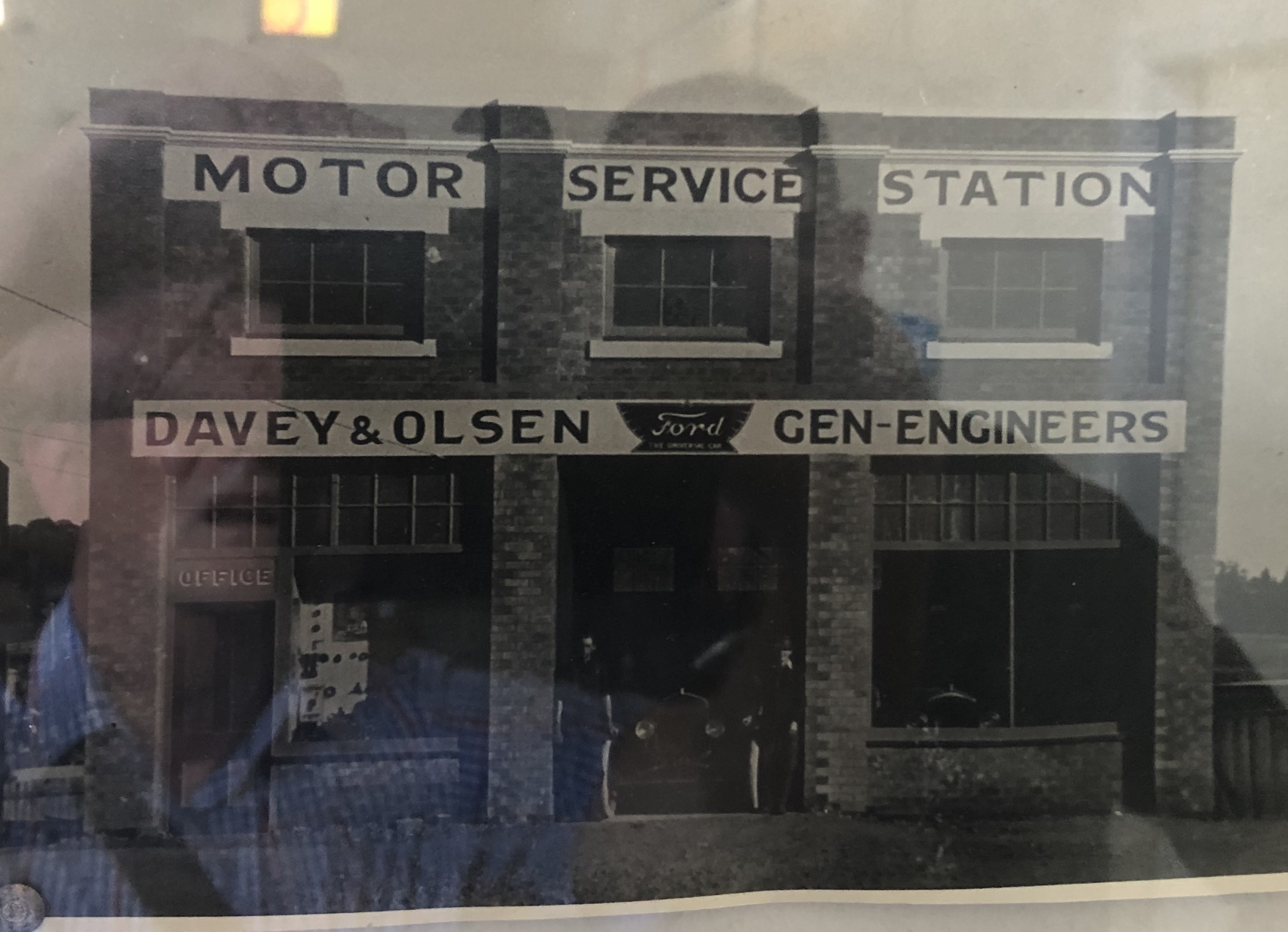 Dungog Davey&Olsen Garage 1920s 2018