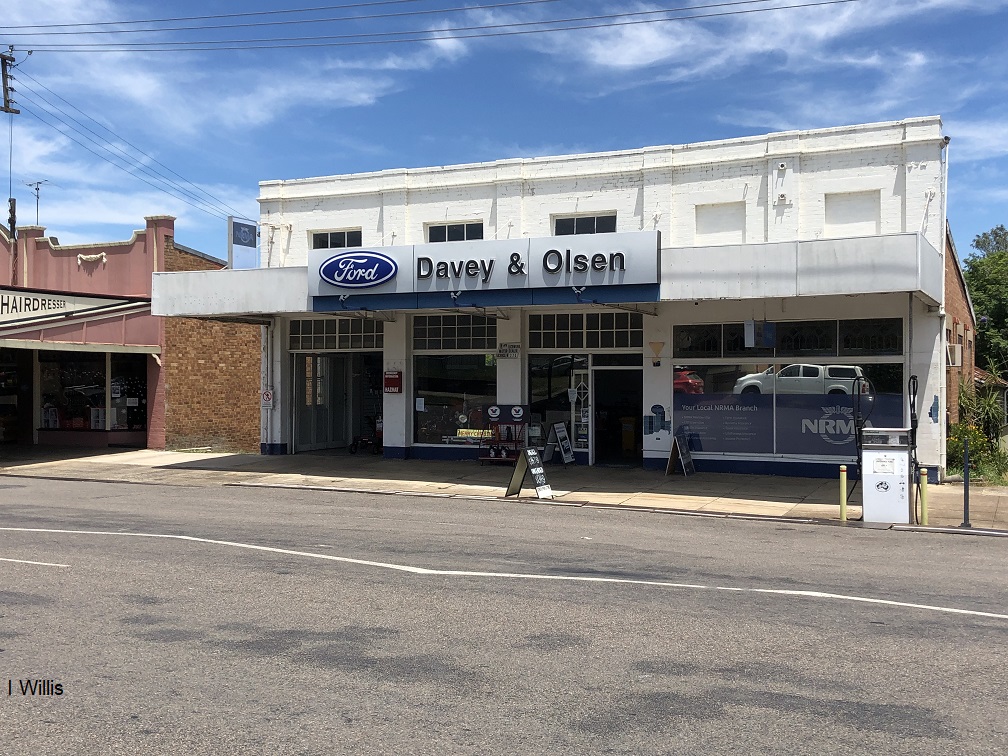 Dungog Davey&Olsen Garage Front 2018