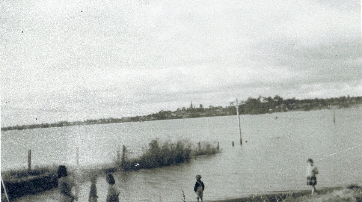 Camden Flood 1949 Peppertree Corner Cawdor Rd BYewen CIPP lowres