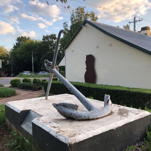 Elderslie John Oxley Cottage Anchor and Cottage 2020 IW lowres