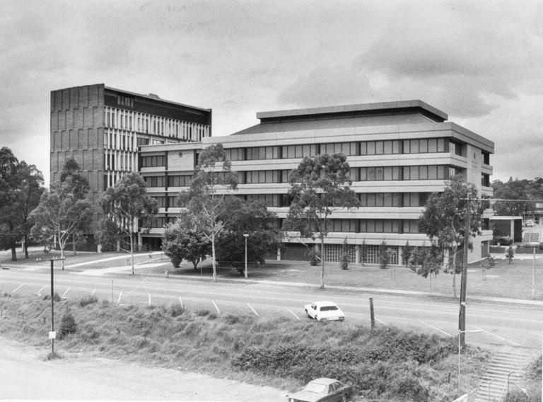 Campbelltown Council Admin Buildings 1964 & 1982 Photographer John Nobley CCL 1983